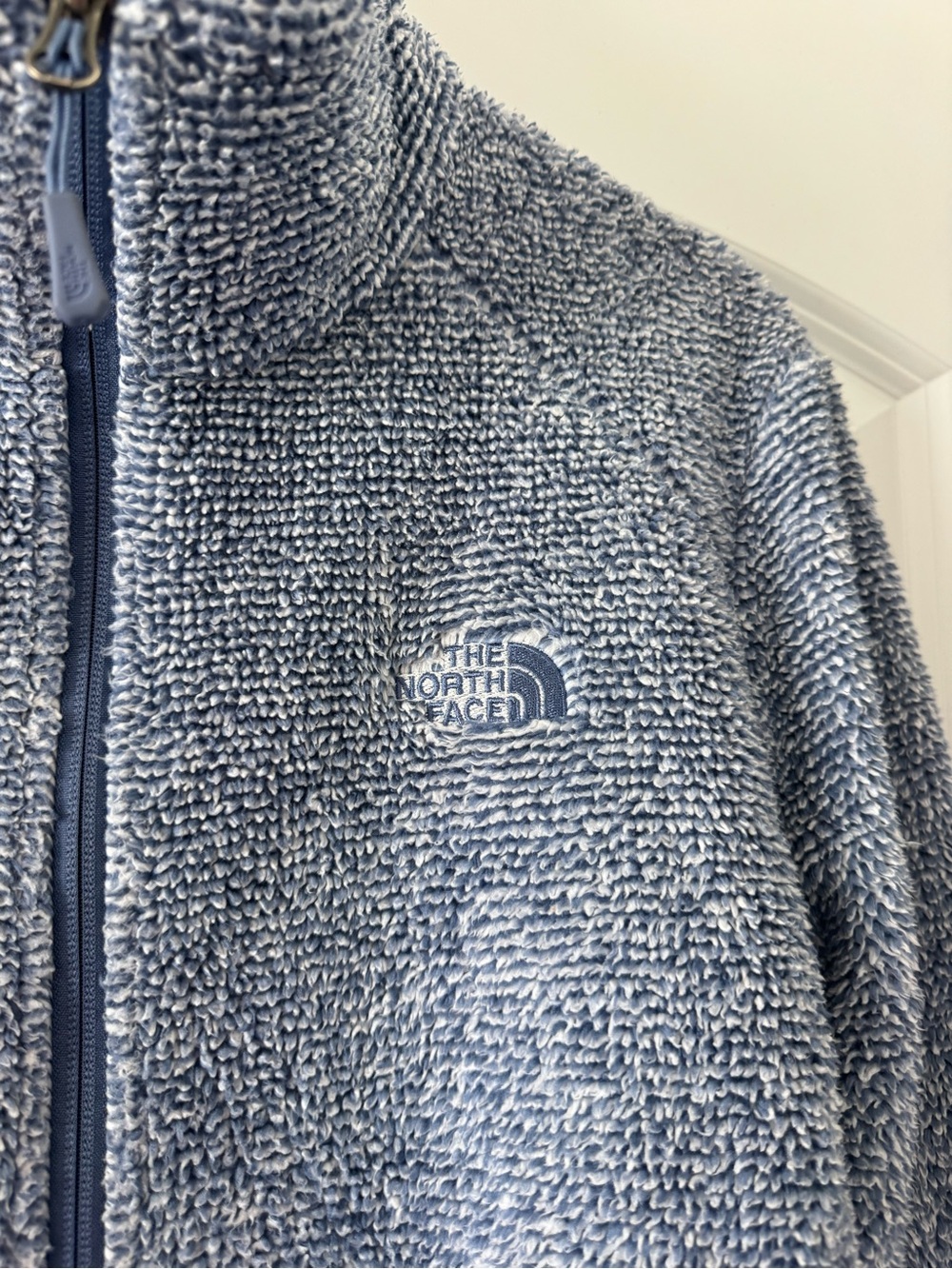 The North Face Wolmen's Novalty Osito Jacket Size XL - Picture 3 of 9